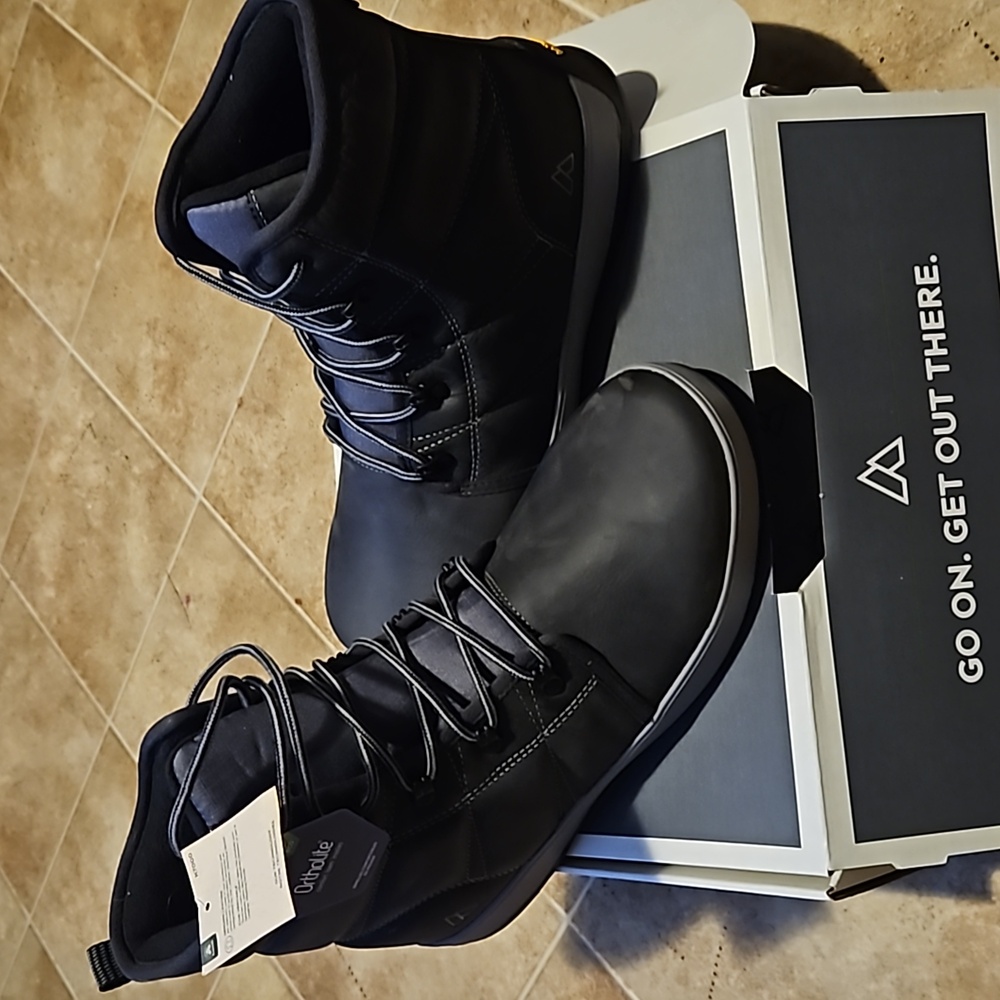Alpine Ezra Lace Up Boots. Men's Size 12